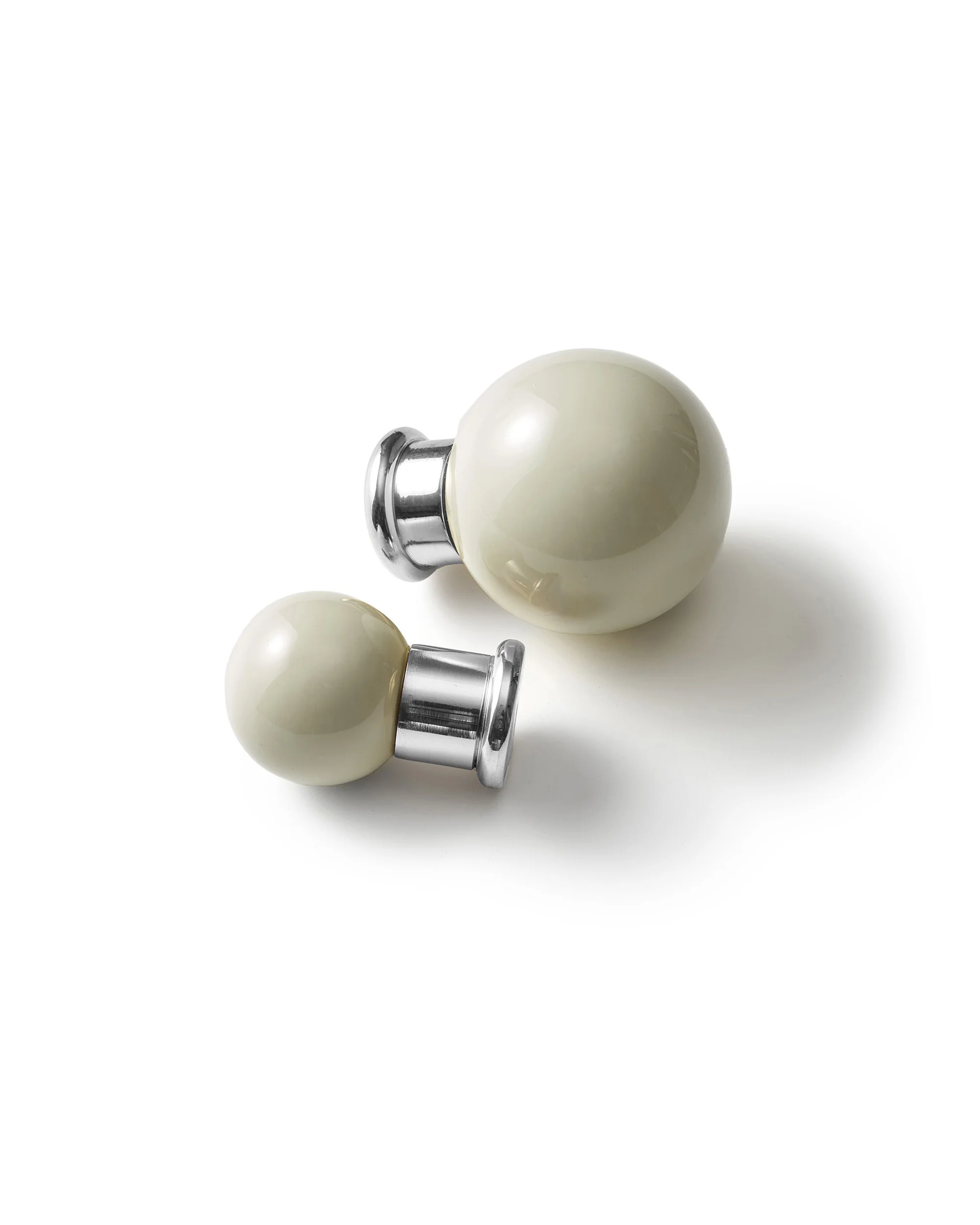 Coloured Knob, Putty, Nickel - Image 3