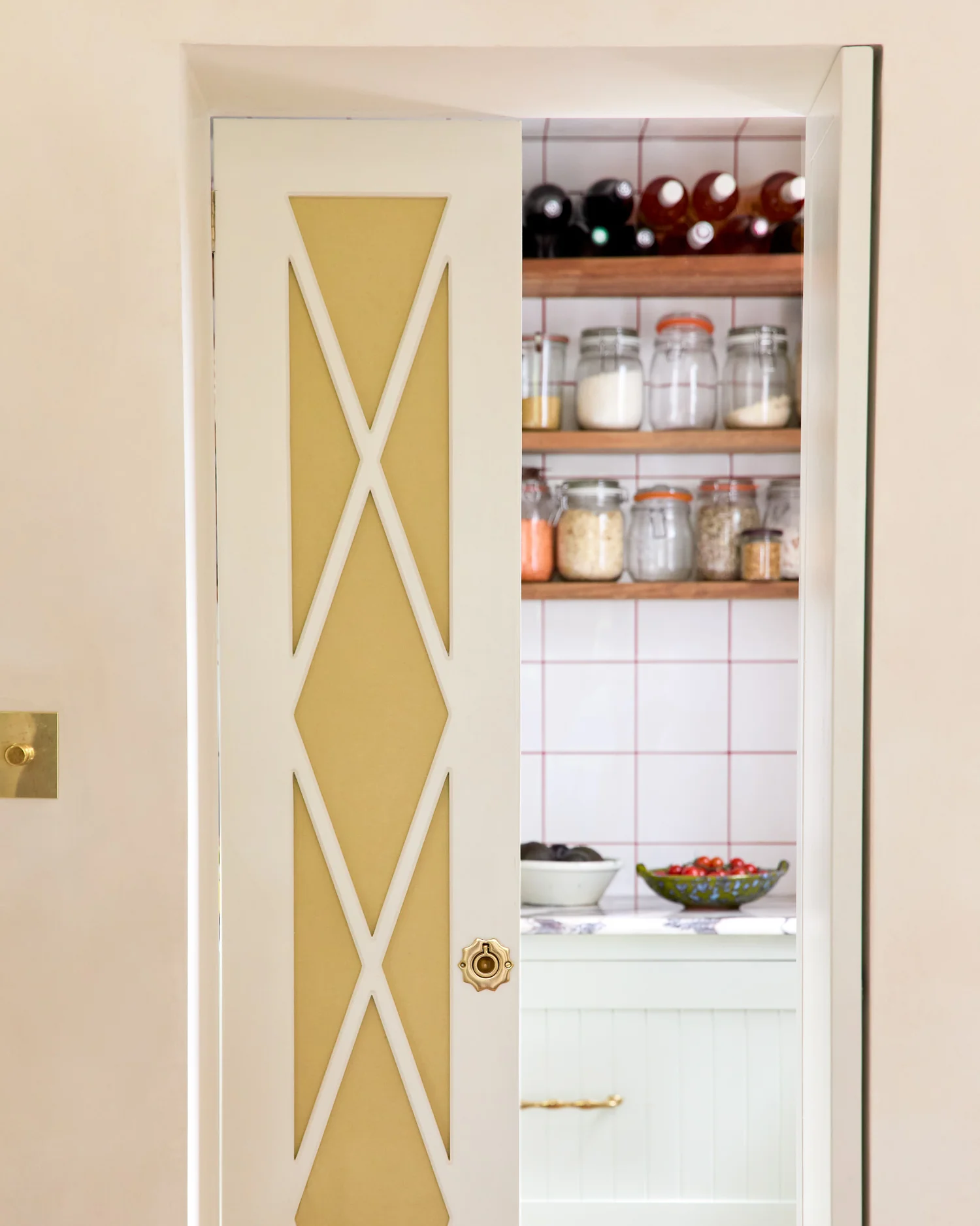 Wave Recess Pull, Aged Brass - Image 4